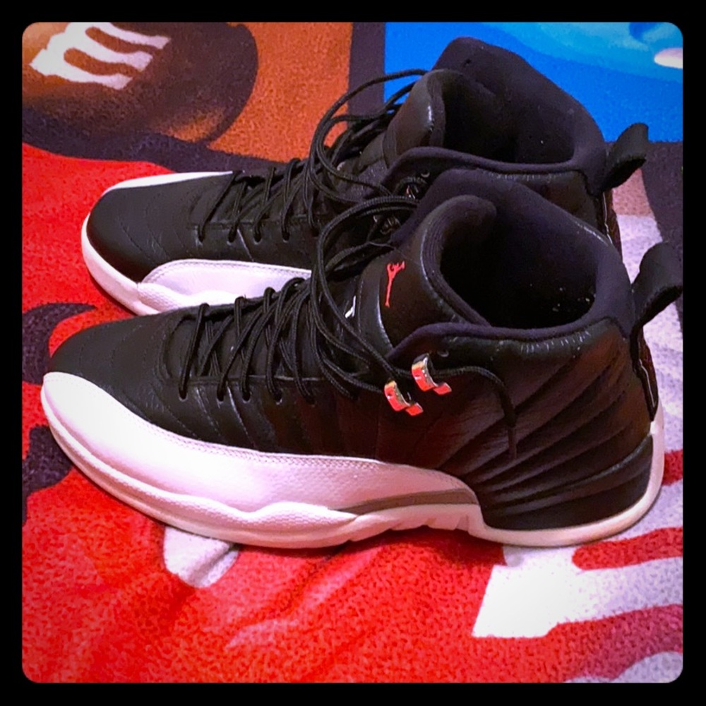 Air Jordan Retro 12 (Playoffs)